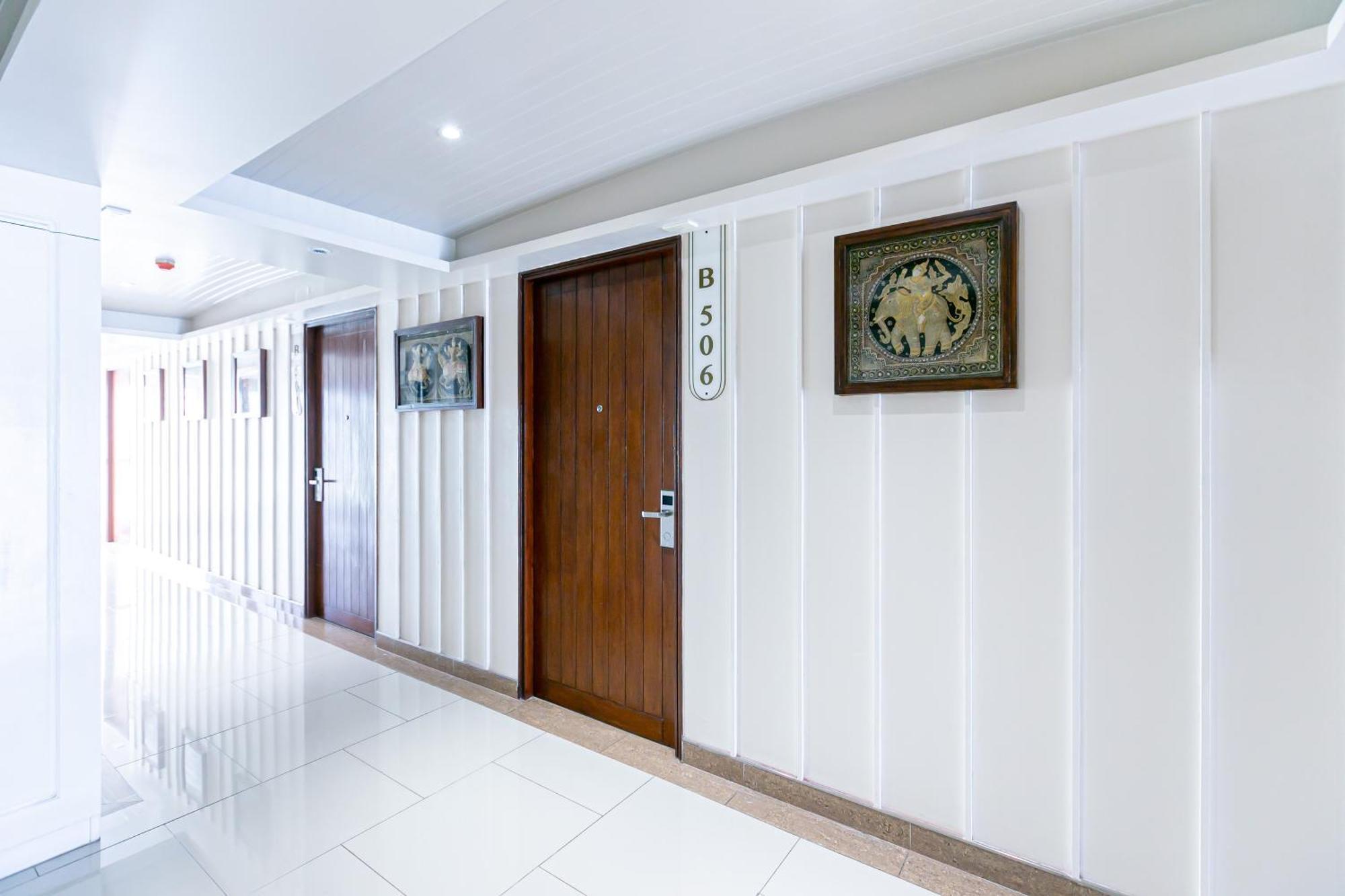 A Room Bangkok Sathorn Екстер'єр фото