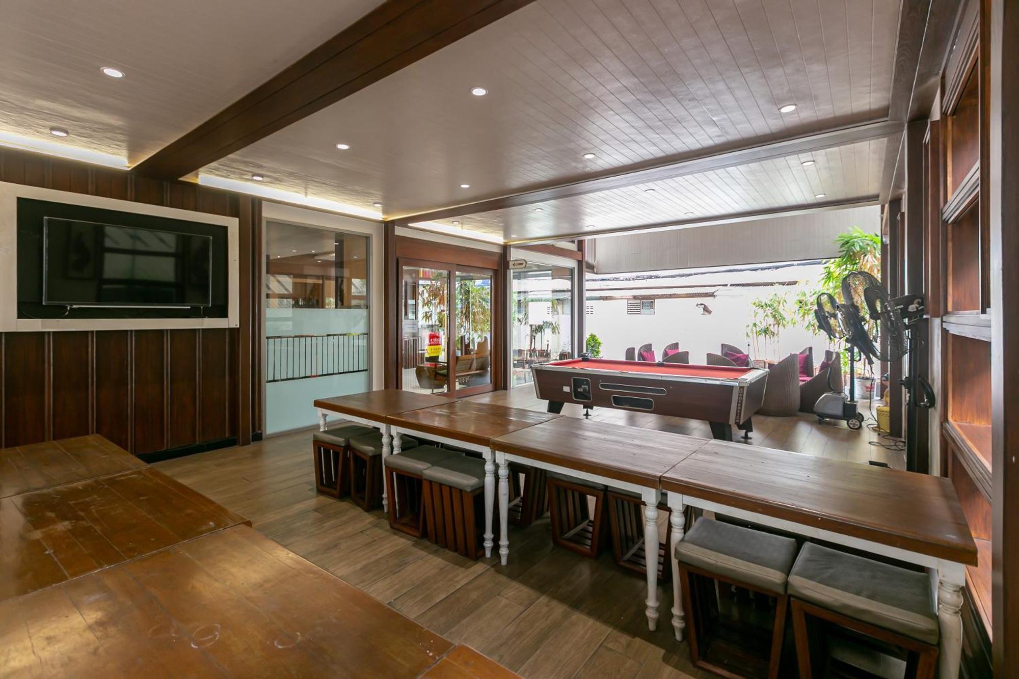 A Room Bangkok Sathorn Екстер'єр фото