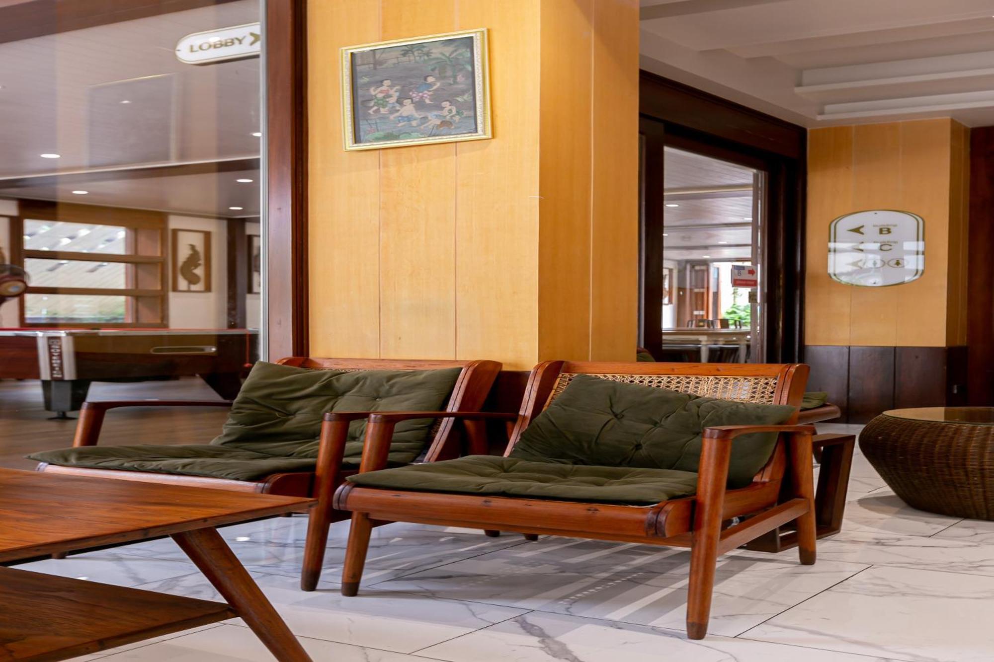 A Room Bangkok Sathorn Екстер'єр фото