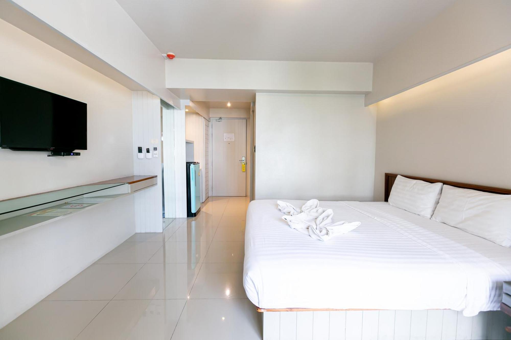 A Room Bangkok Sathorn Екстер'єр фото
